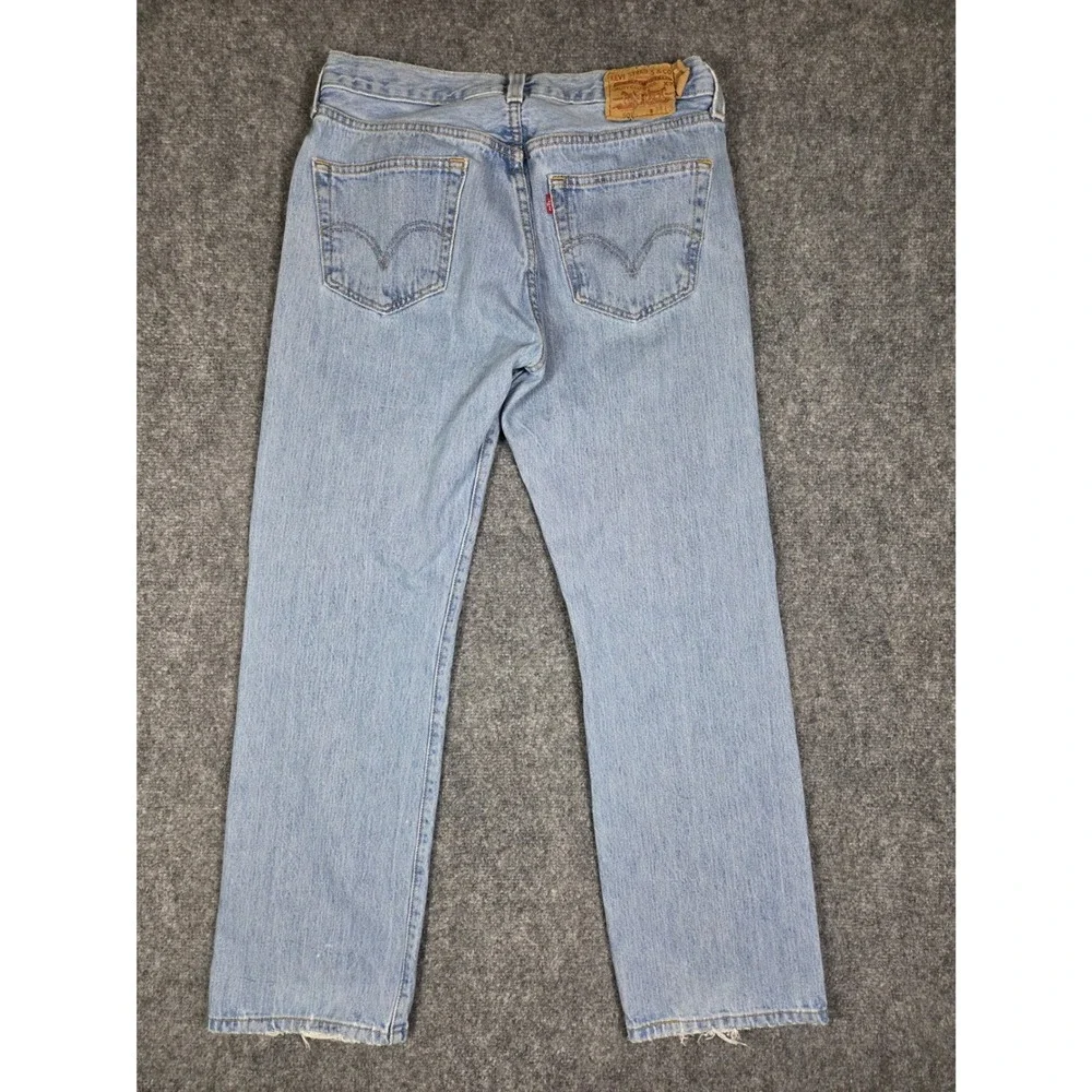 Levi's 501 Original Jeans Mens W33 L30 Light Wash Straight Leg Button Fly Denim